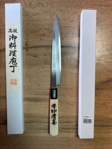 Японский  бытовой кухонный  Янагиба Hounen 210mm R-073-00