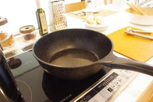 Японская сковорода с алмазно-мраморным покрытием Tafuko (JAPAN) F-7124 (28 см)