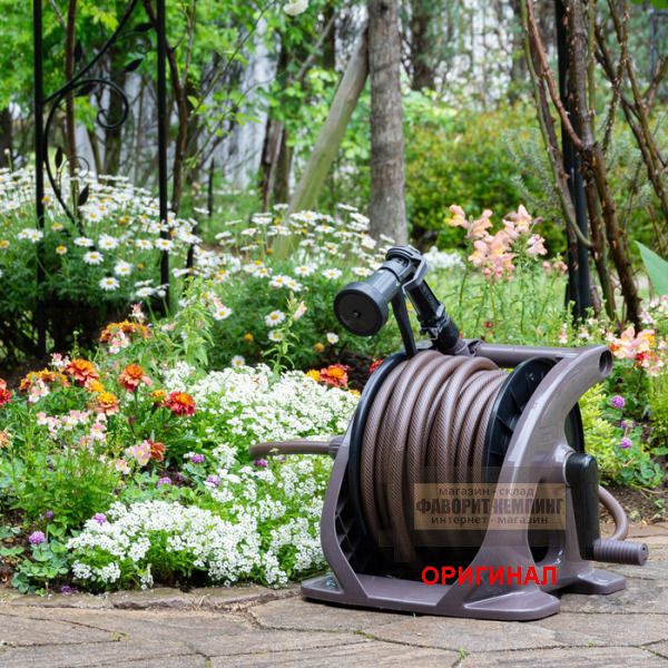 Японский шланг поливочный с катушкой и распылителем Takagi R330TBR