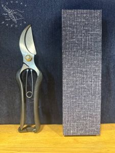 Японский секатор ручной ковки Hounen HT-2566 Toyotoshi Mitsuyamasaku B-200