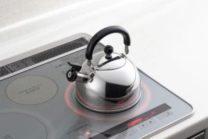 Японский чайник со свистком Yoshikawa sj2219 1,8л