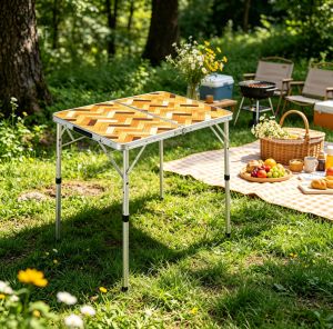 Японский раскладной туристический стол Coleman 90х70 Natural 2205816