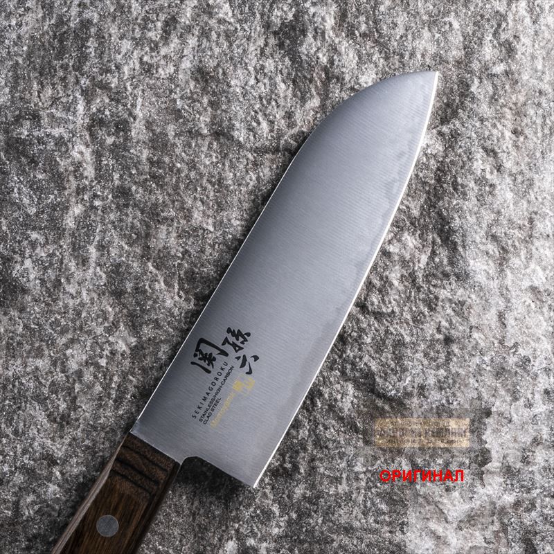 Японский бытовой кухонный нож Kai Santoku AE5147