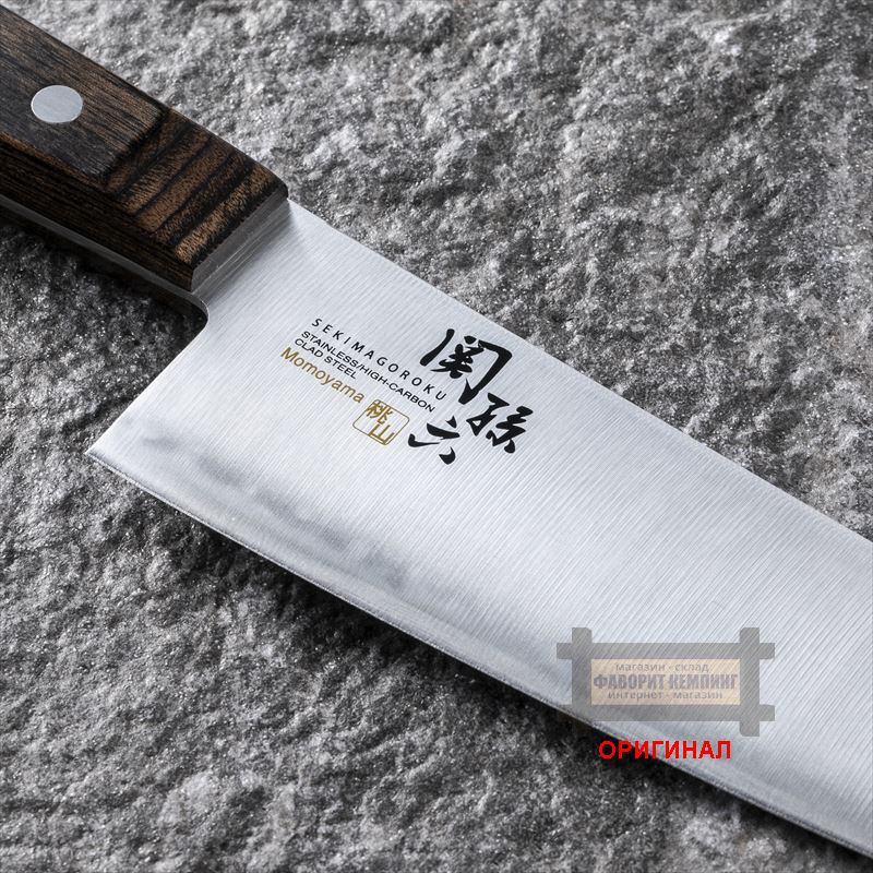 Японский бытовой кухонный нож Kai Santoku AE5147