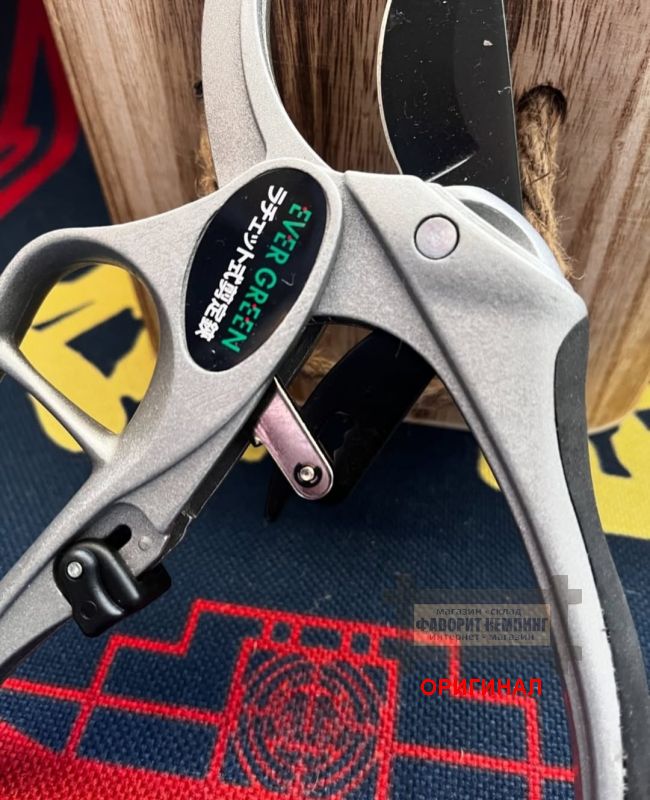 Японский многофункциональный секатор с храповым механизмом Daishin Япония(JAN.502372)