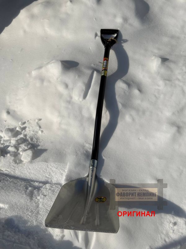 Лопата для уборки снега с изогнутой ручкой Asaka Gold 4960517003979 (Made in Japan)