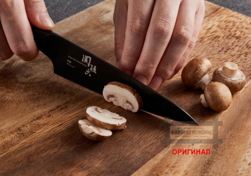 Японский бытовой кухонный  нож KAI  Santoku AB5191 165 мм