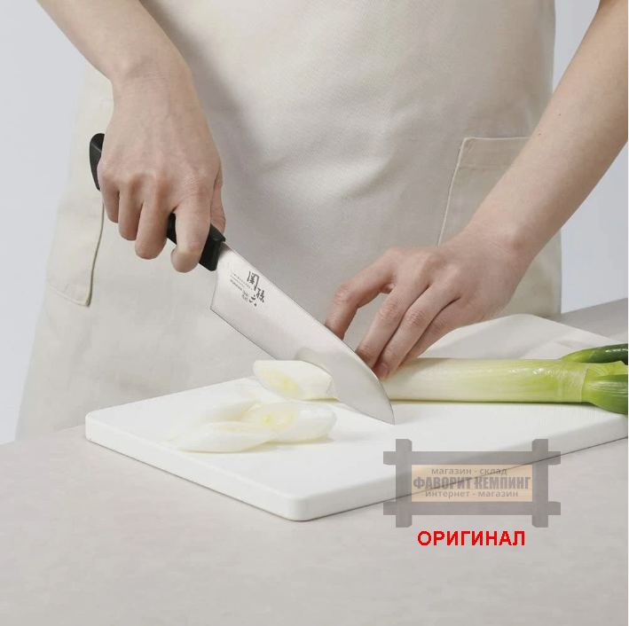 Японский бытовой кухонный  нож  KAI Santoku AB5420